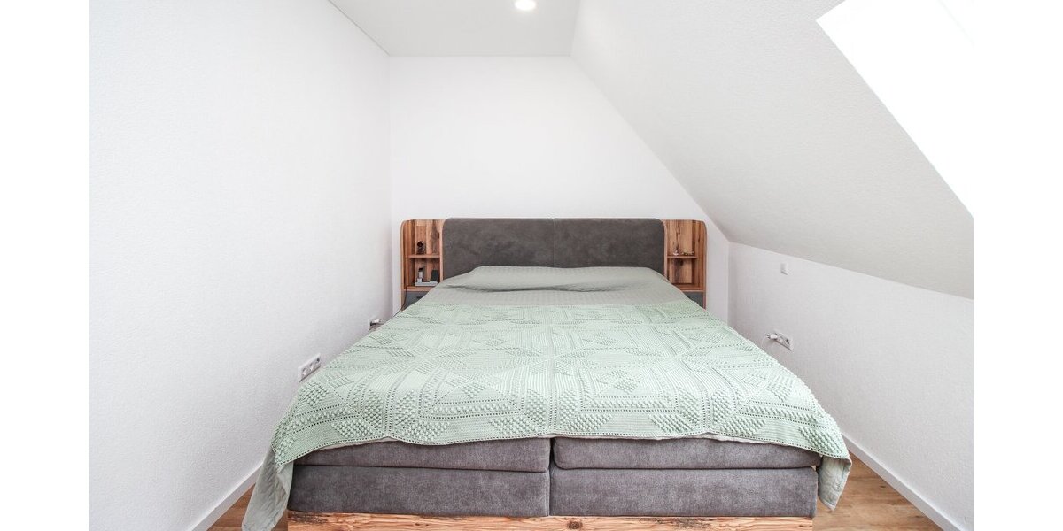 Schlafzimmer Ansicht 1