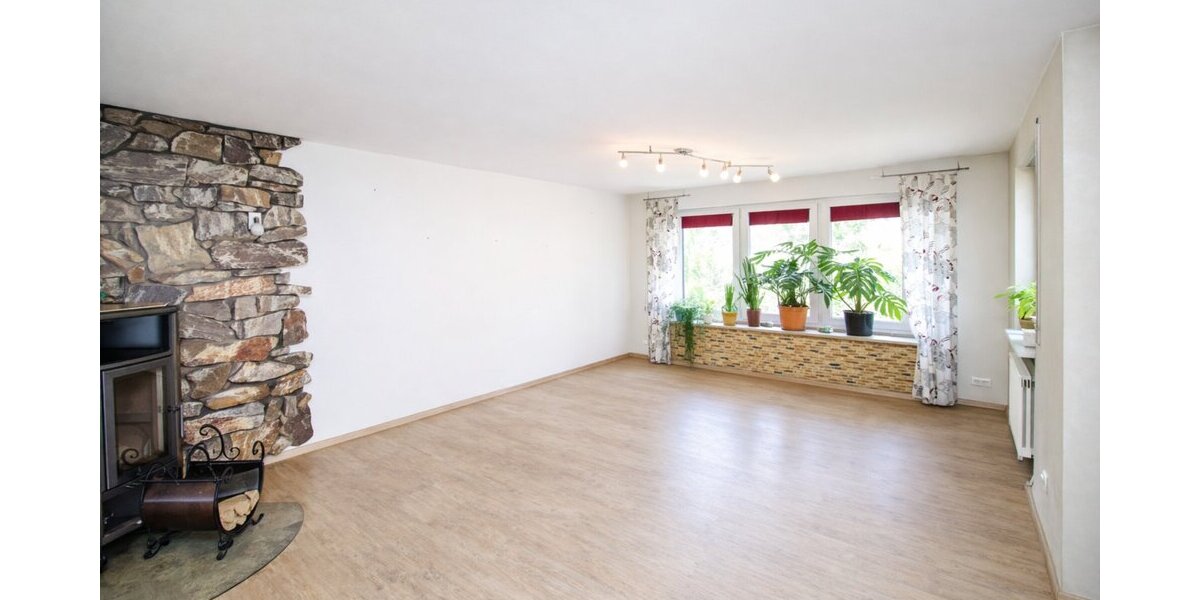 Wohnzimmer Ansicht 1